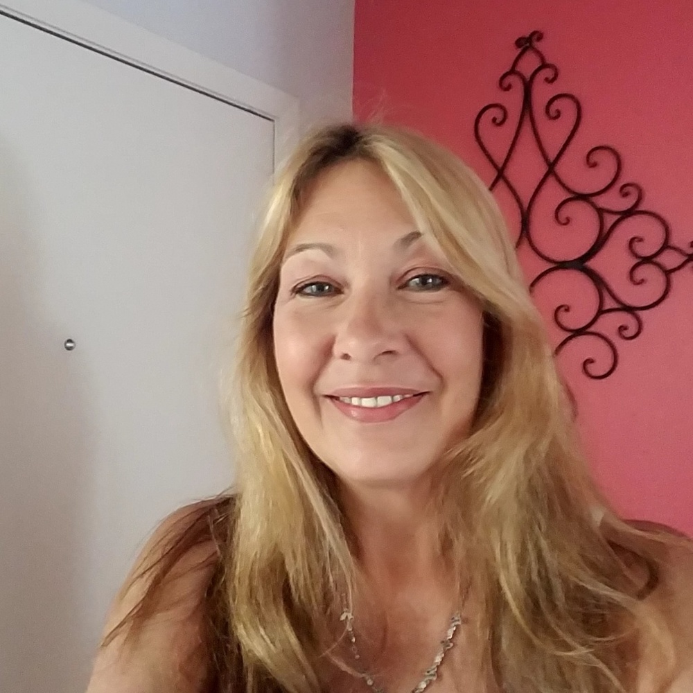 Meet your Posher, Kim